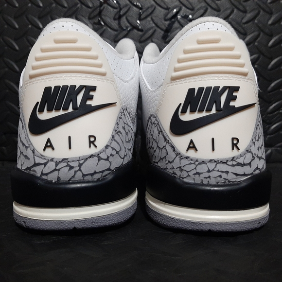 Jordan 3 Retro White Cement Reimagined (GS) DM0967-100 size 6.5y - Picture 6 of 8